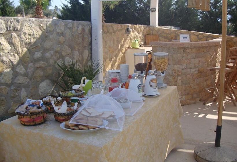 مبيت وإفطار Villa Delle Palme Delfina