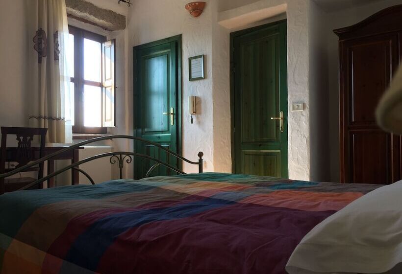 تختخواب و صبحانه Villa Sos Pisches