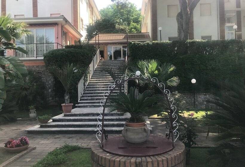 Belvedere Hotel Club