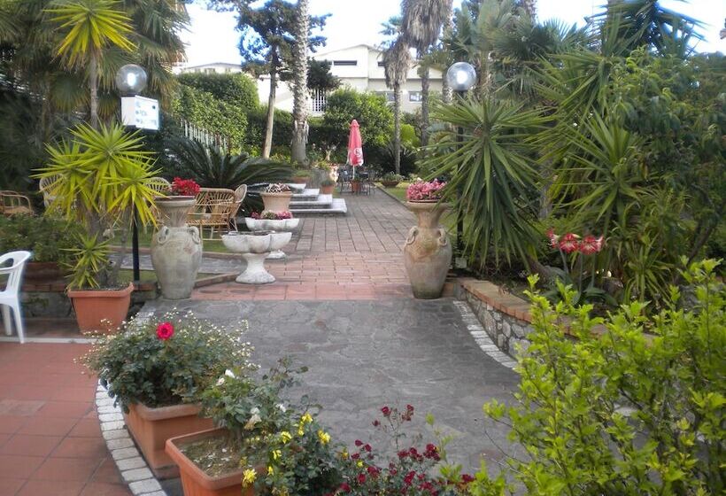 Belvedere Hotel Club