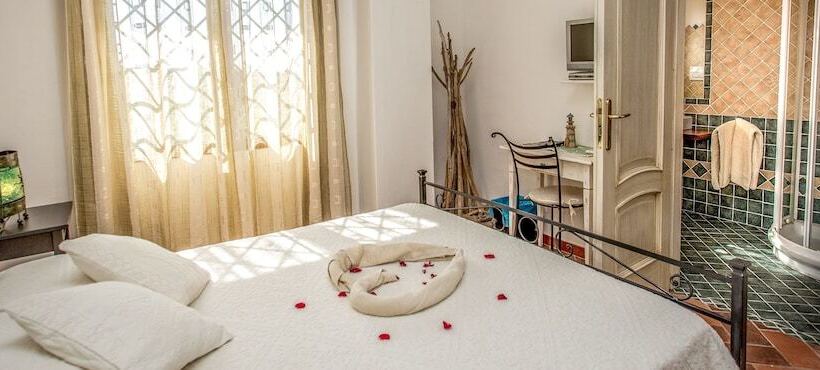 Dolce Luna Bed And Breakfast