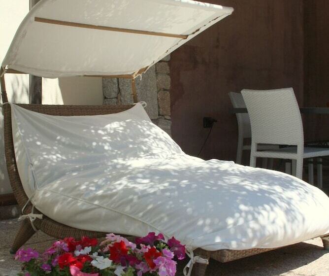 Hibiscus Villasimius B&b