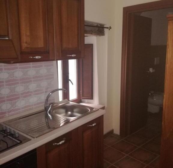 Hostal Albergo Diffuso Borgo Dei Greci