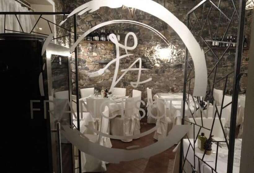 مسافرخانه Villa Shelley Boutique