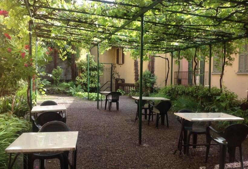 ホテル Albergo Giardinetto