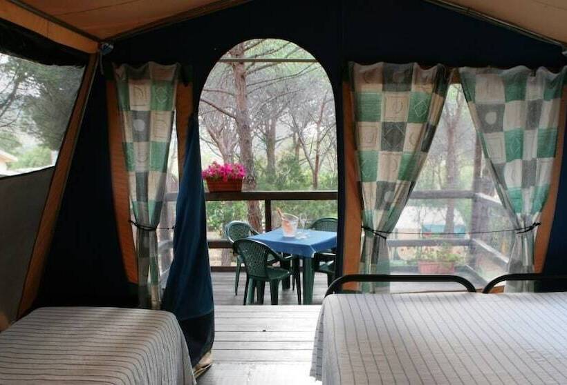 בית מלון כפרי Amfibietreks