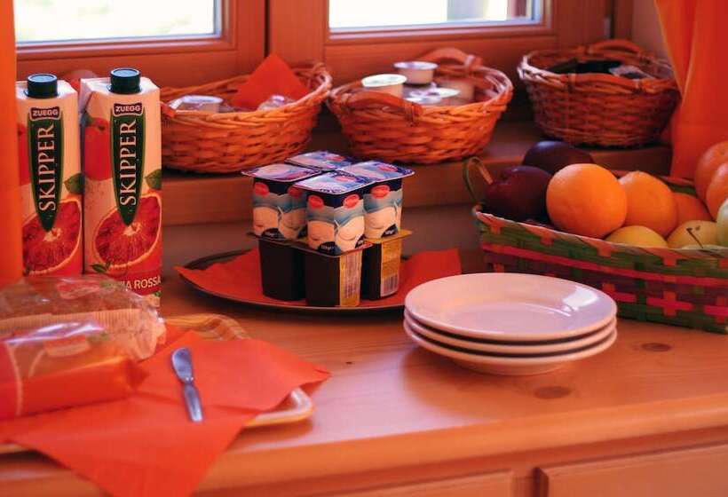 בית מלון כפרי Garnì Sella Cipriani