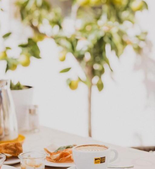 Отель Mair Am Turm