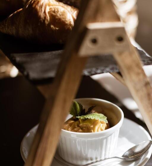 Отель Mair Am Turm