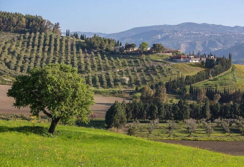 هتل روستایی Agriturismo Borgo Santa Rosa