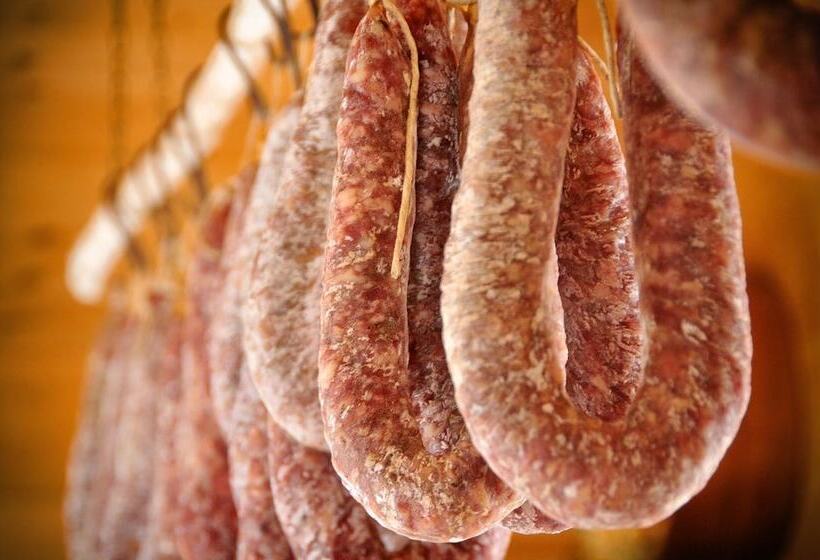 田舎風ホテル Agriturismo Del Cimone