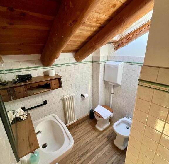 田舎風ホテル Agriturismo Del Cimone