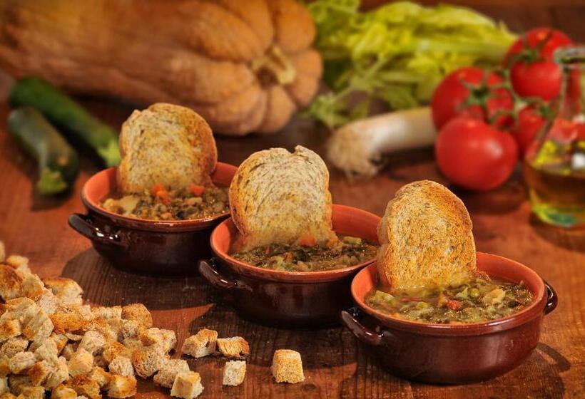 田舎風ホテル Agriturismo Del Cimone