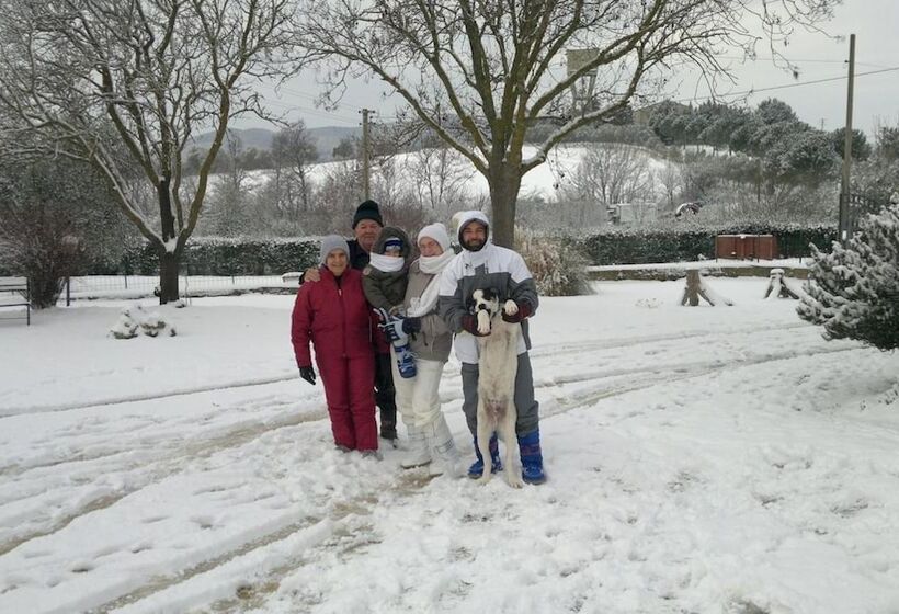 فندق ريفى Agriturismo Marruchetone Vecchio