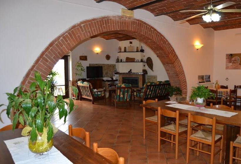 هتل روستایی Agriturismo Marruchetone Vecchio