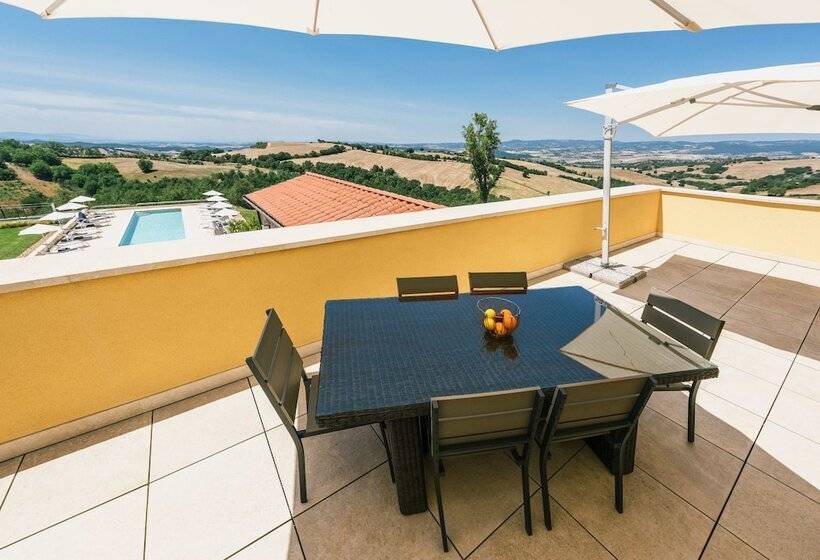 هتل روستایی Agriturismo Poggio Mirabile