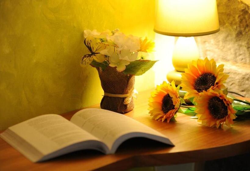 فندق ريفى Fattoria La Cona