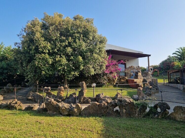 בית מלון כפרי Tenute Delogu