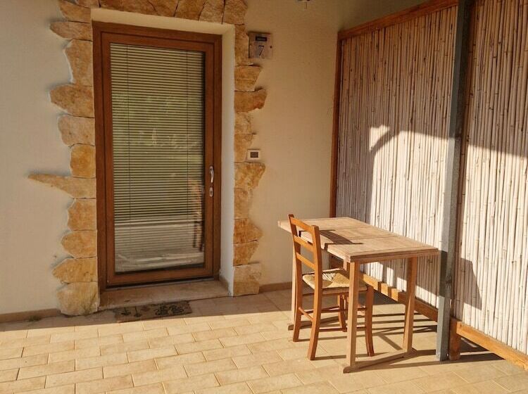 בית מלון כפרי Tenute Delogu