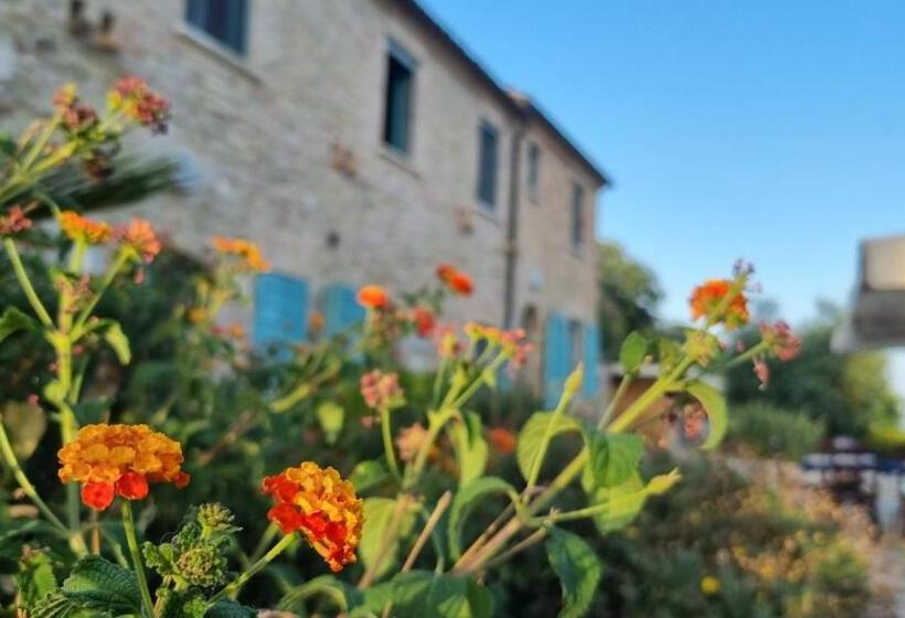 La Sorgente Country House