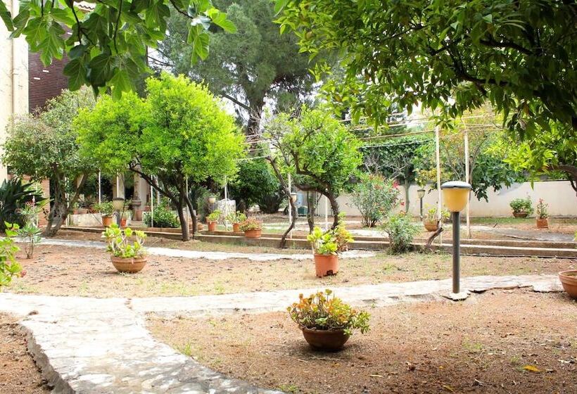 פנסיון Gli Artisti Apartments & Rooms