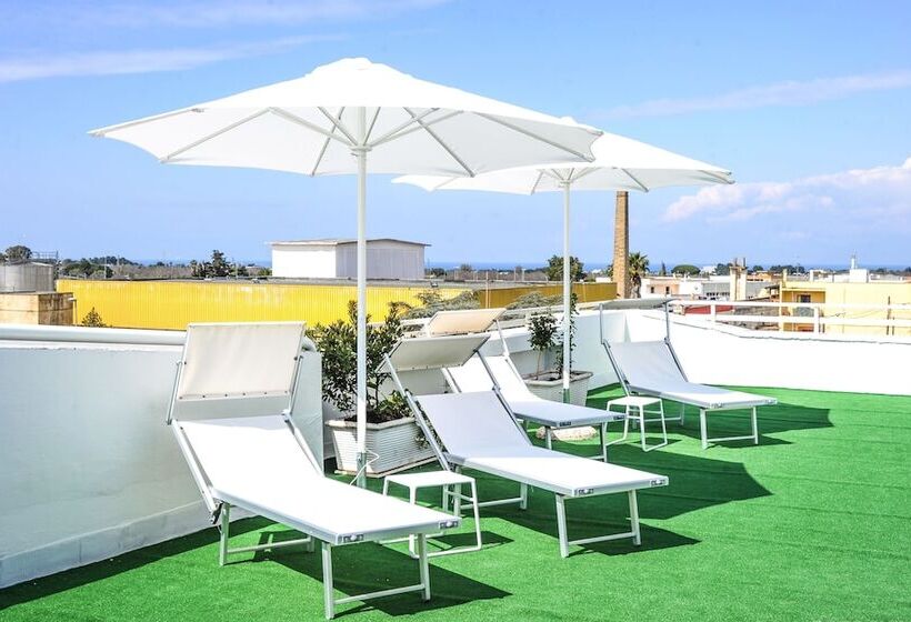 بنسيون La Fenice Salentina