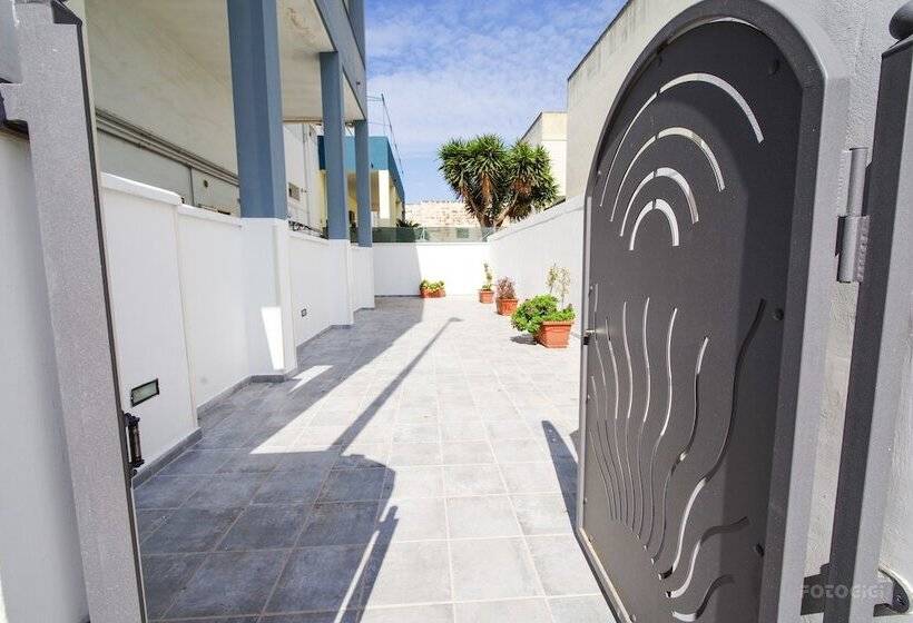 بنسيون La Fenice Salentina