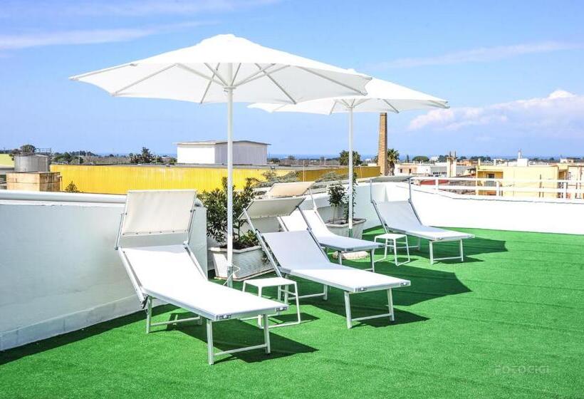 بنسيون La Fenice Salentina