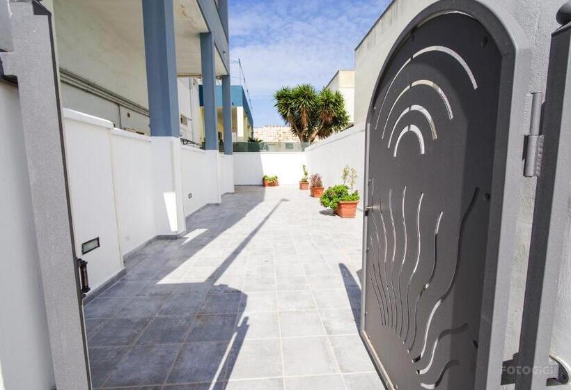 بنسيون La Fenice Salentina