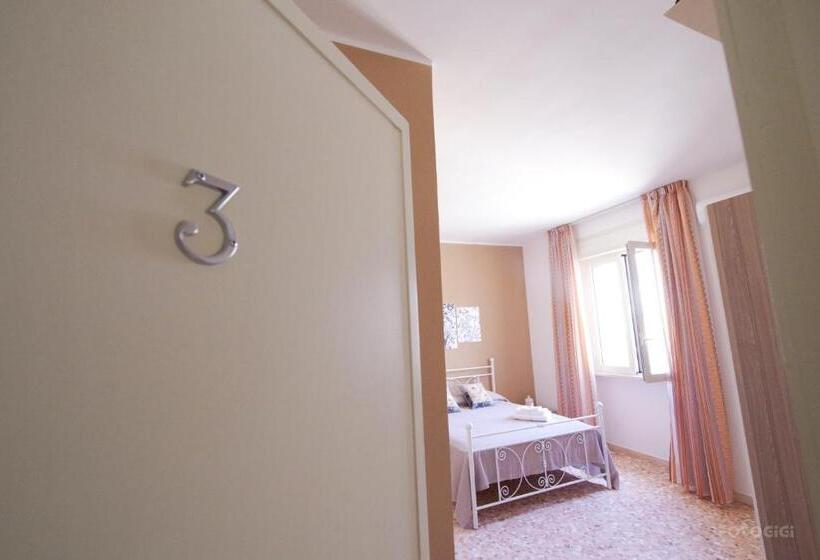 بنسيون La Fenice Salentina