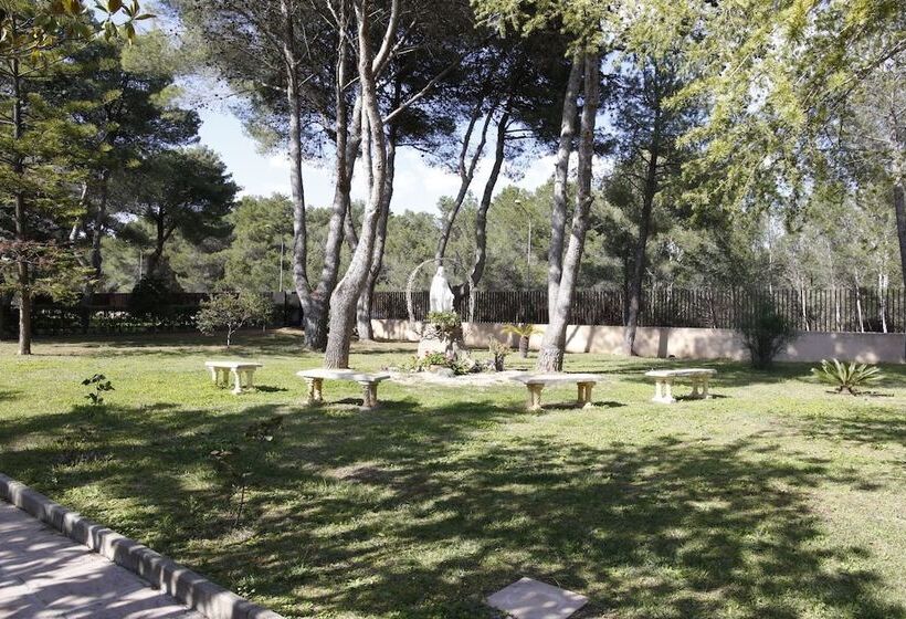 펜션 San Vincenzo Resort