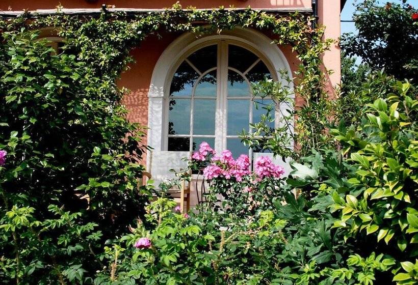 بنسيون Villa Bricco Dei Cogni