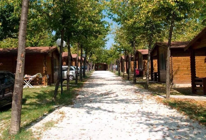 Курорт Centro Vacanze Verde Azzurro