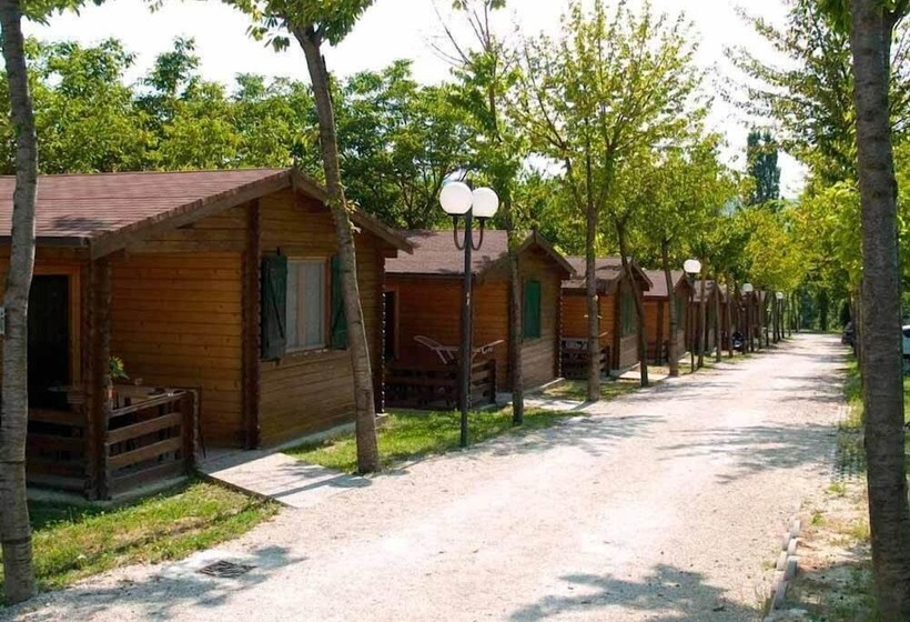 Курорт Centro Vacanze Verde Azzurro
