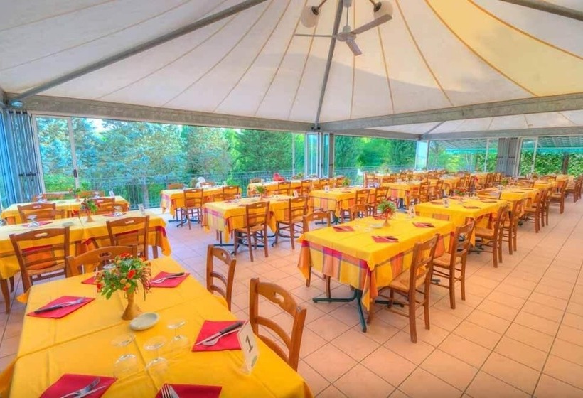 Курорт Centro Vacanze Verde Azzurro