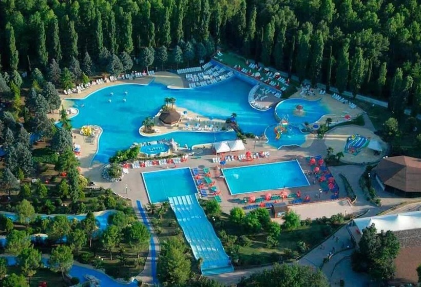 Курорт Centro Vacanze Verde Azzurro