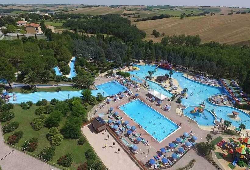Курорт Centro Vacanze Verde Azzurro