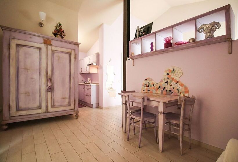 渡假胜地  Lucciole Nella Nebbia