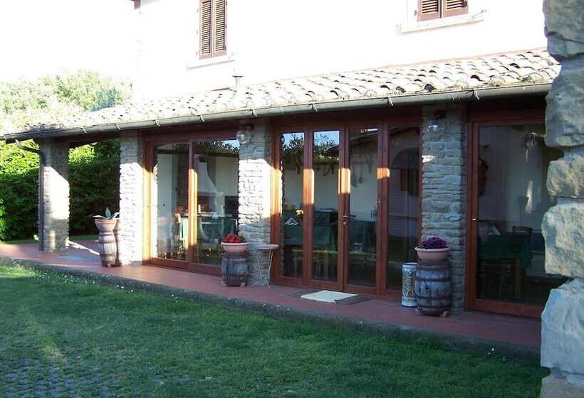 تختخواب و صبحانه Ortali Country House