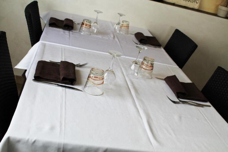 تختخواب و صبحانه Osteria Dell Americano