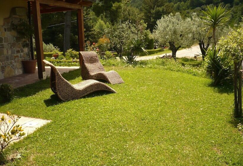 مبيت وإفطار Agriturismo Villa Vea