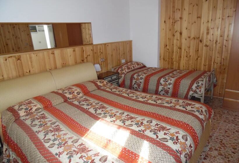 민박 Conte Antonio Da Montecopiolo