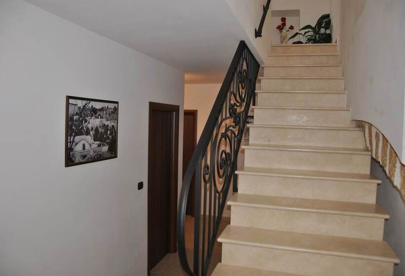 تختخواب و صبحانه Corte San Martino