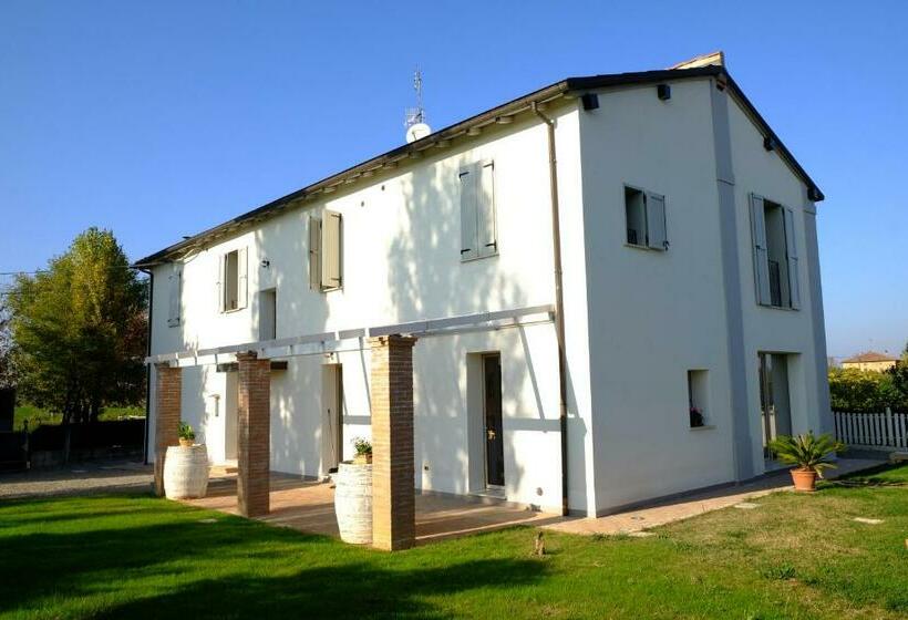 ベッドアンドブレックファースト Il Leccio