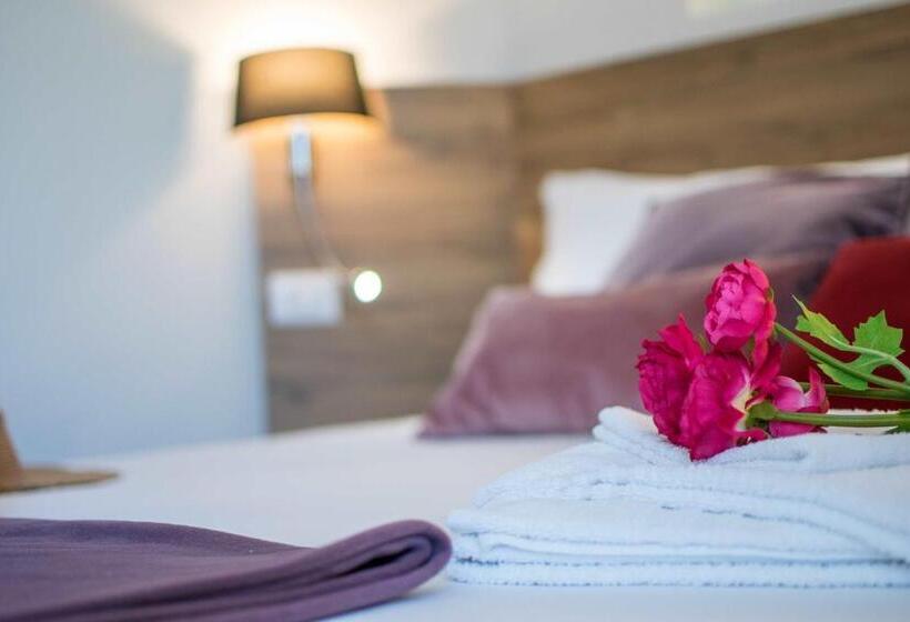 ベッドアンドブレックファースト Il Muro Vecchio Studios