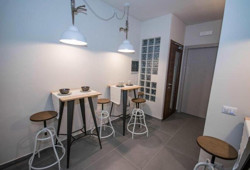 ベッドアンドブレックファースト Il Muro Vecchio Studios