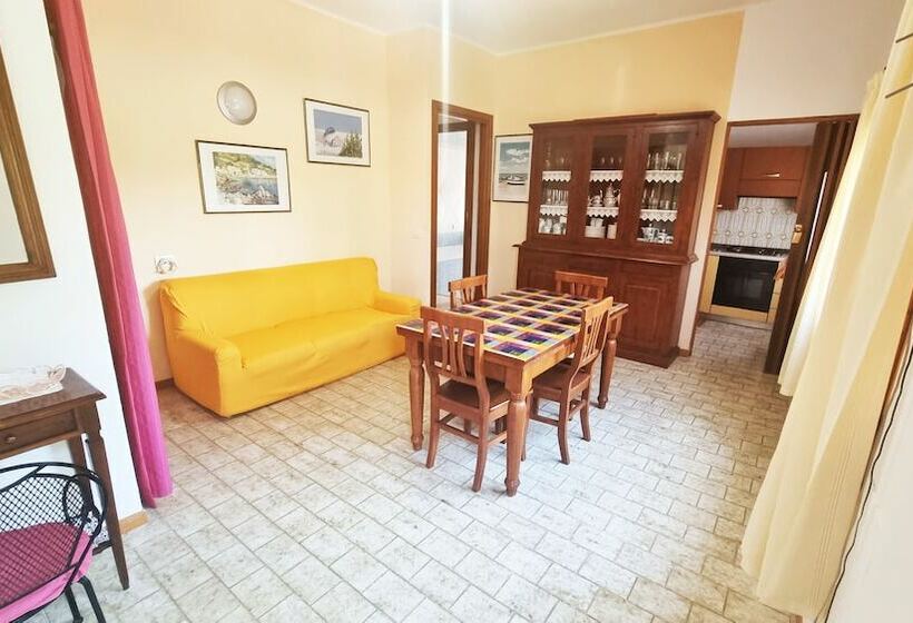 住宿加早餐  La Baia Apartments