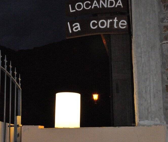 ベッドアンドブレックファースト Locanda La Corte