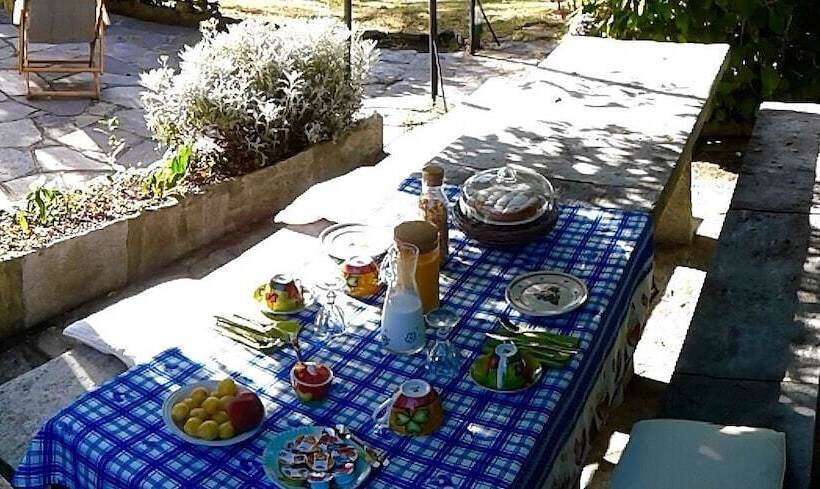 צימר Swanlake Rooms