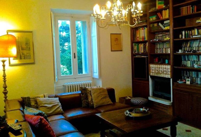 צימר Swanlake Rooms